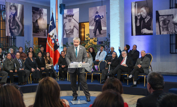Presidenta Bachelet y Ministro Ottone firmaron reglamento para circos nacionales y extranjeros