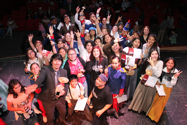 Escuela de Teatro de Puerto Angamos cierra espectacular año con “Los Miserables”