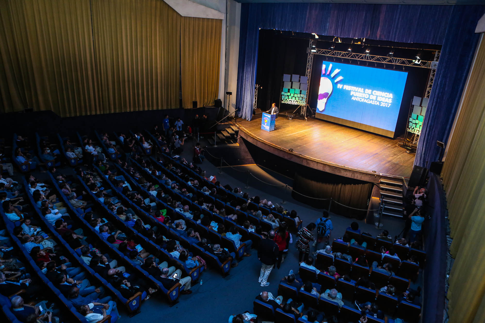 Gran inauguración sobre ciencia y literatura dio el vamos al Festival Puerto de Ideas 2017