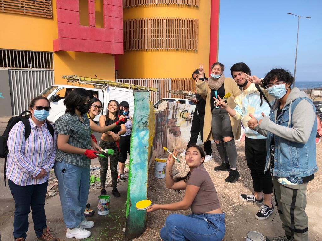 “Mechoneo Solidario” restaura espacios públicos de población Bellavista