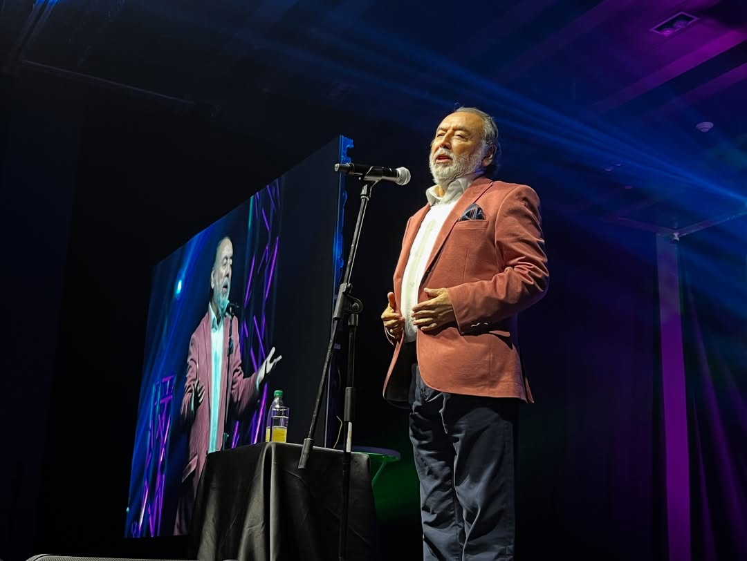 Don Carter regresa a Antofagasta con su humor deslenguado y sin filtro